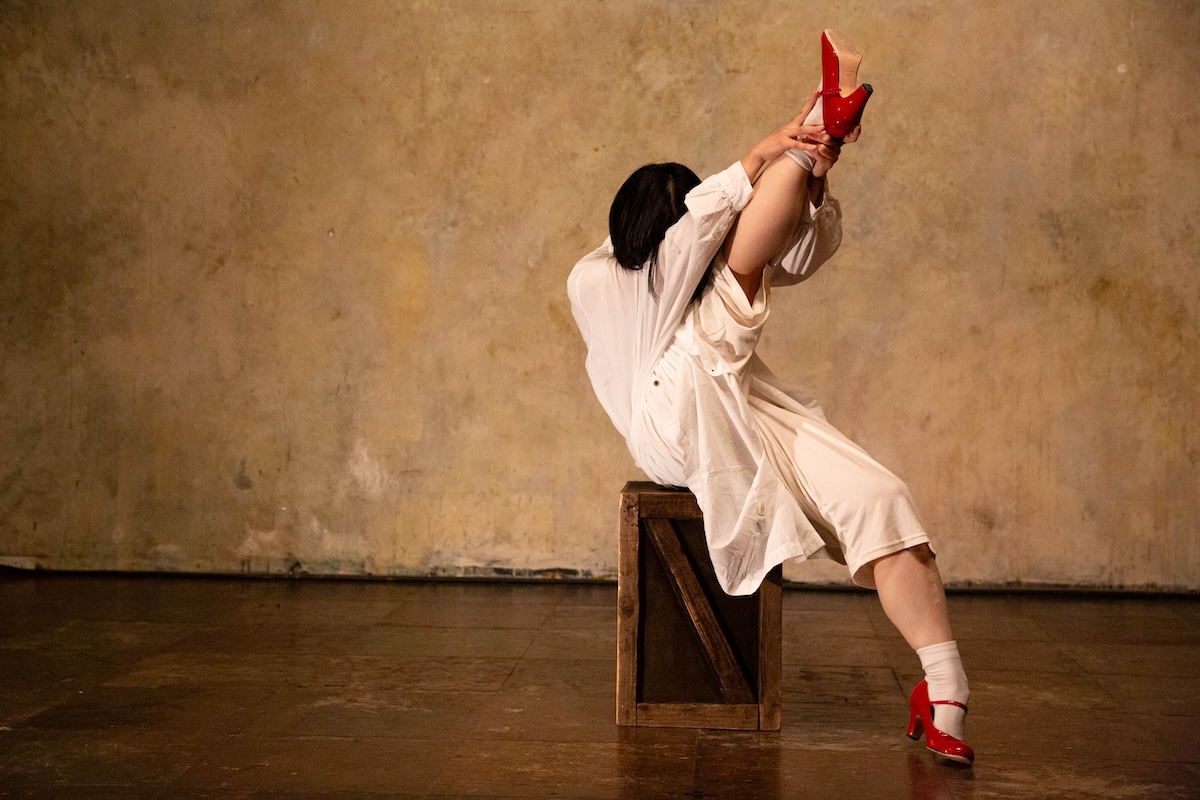 親子で観る童話劇「赤いくつ」(火)